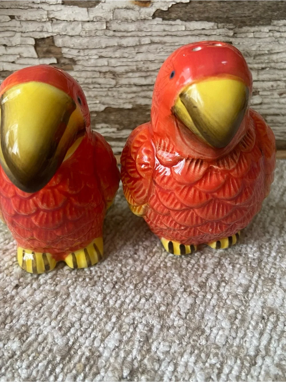 Pier 1 Imports Parrot Salt/Pepper Shakers Tropical Parrots Coastal Beach Novelty